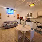 Casa Sul Mare Di Canneto (Lipari)