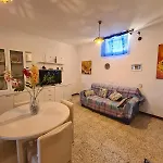 Casa Sul Mare Di *